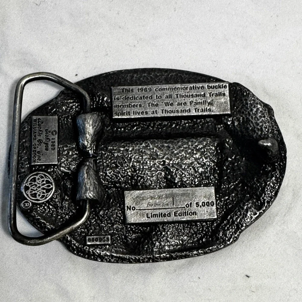 Vintage 1989 Siskiyou Thousand Trails Belt Buckle 2221‎ of 5000 Deer Horizon